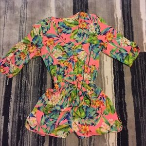 Authentic Gianni Bini Adorable Floral Romper, XS